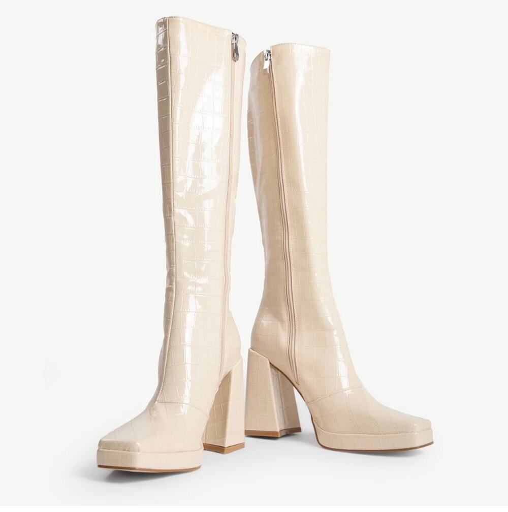 Princess Polly Boots, Size 8 Narrow Cream Croc-Embossed Knee-High